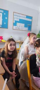 Wszyscy bawią się wspaniale, jak co roku w karnawale!