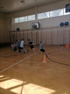 Zajęcia sportowe w klasie V