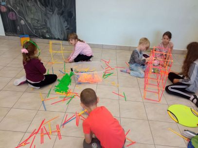 Zabawy konstrukcyjne w świetlicy