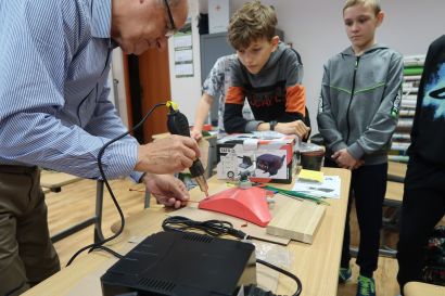 Lekcja techniki z wykorzystaniem lutownicy powietrznej 