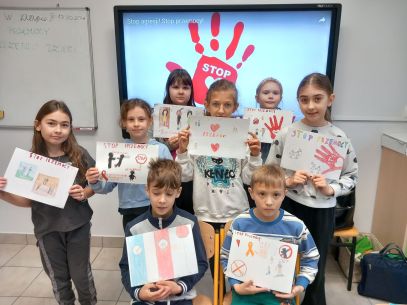 Wyniki konkursu plastycznego na plakat w ramach  KAMPANII 19 DNI "BEZ PRZEMOCY" 2022