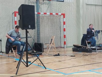 "Życie - spacer po kamieniach"