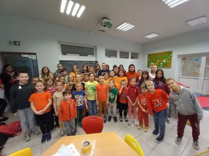 Światowa Kampania 19 Dni przeciwko przemocy i krzywdzeniu dzieci i młodzieży 🧡