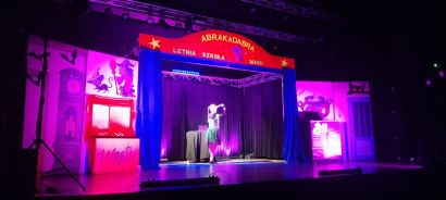 Pokaz teatralny "Magia czarownicy"
