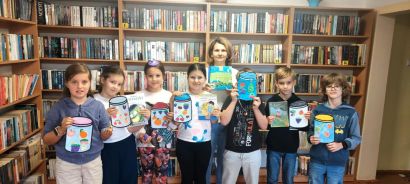 Jesienna lekcja biblioteczna w klasie III