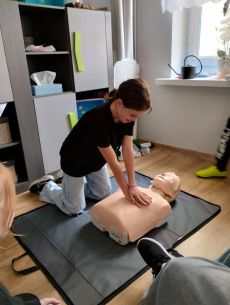  Ratujemy i uczymy ratować 